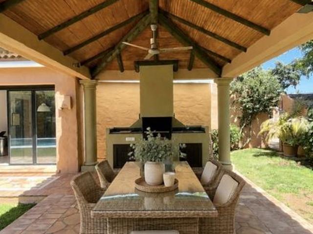 Villa / Chalet de lujo 361 m2 en alquiler, Estepona, Andalucía