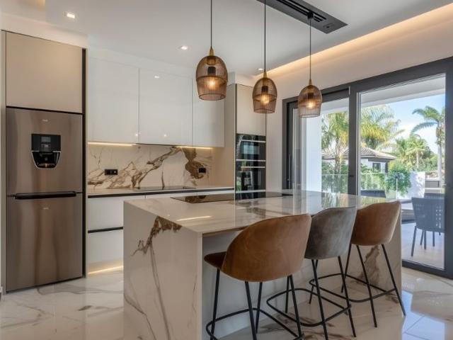 Villa / Chalet de lujo de 423 m2 en venta en Marbella, Andalucía