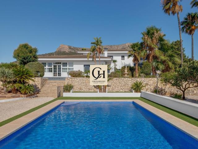Villa / Chalet de lujo de 492 m2 en venta en Calpe, Comunidad Valenciana