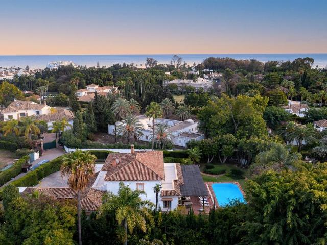 Villa / Chalet de lujo de 506 m2 en venta en Guadalmina Baja, Marbella, Andalucía