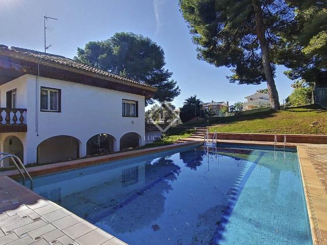 Exclusiva Villa / Chalet de 580 m2 en alquiler en Segur de Calafell, España
