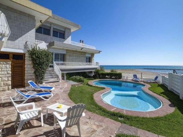 Villa / Chalet de lujo de 636 m2 en alquiler en Benicásim, España