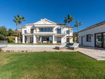 Plaza Juan Romero, Centro de Marbella, Camino de Camoján, Sierra Blanca, Urbanización Lomas de Puente Roman, Málaga, Andalucía, Andalucía