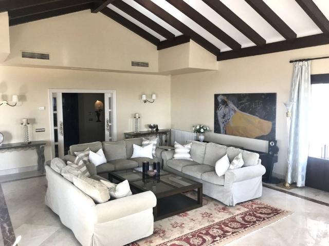 Villa / Chalet de lujo de 700 m2 en venta en Benahavís, Andalucía