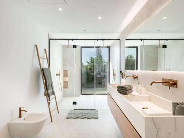 Villa / Chalet de lujo de 710 m2 en venta en Marbella, España