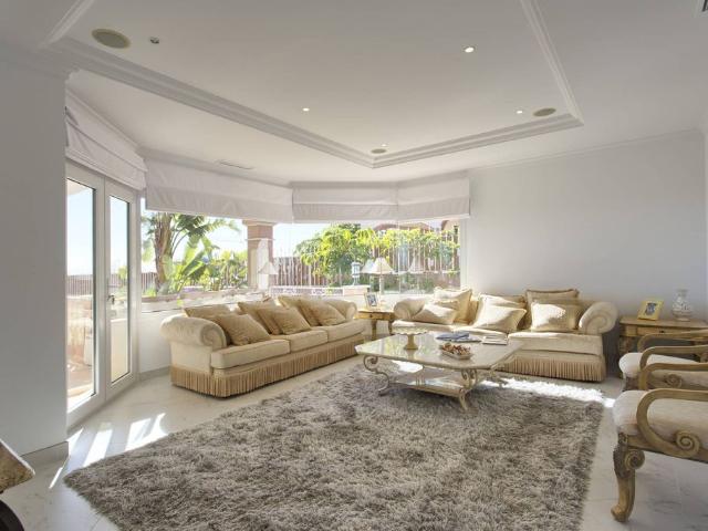 Villa / Chalet de lujo de 768 m2 en venta en Marbella, Andalucía