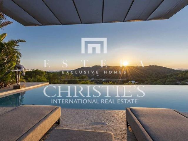 Villa / Chalet de lujo de 808 m2 en venta en Santa Eulalia del Río, Baleares