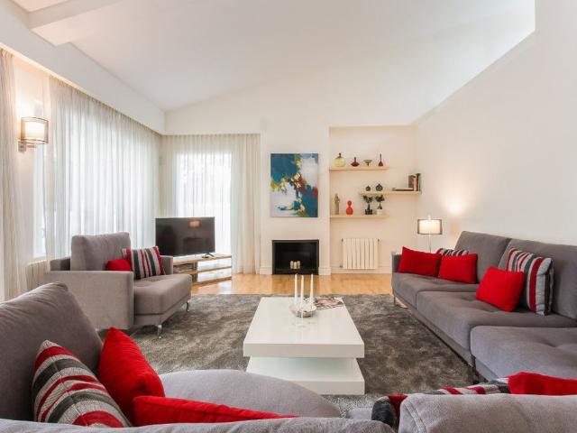Villa / Chalet de lujo de 827 m2 en venta en Marbella, España