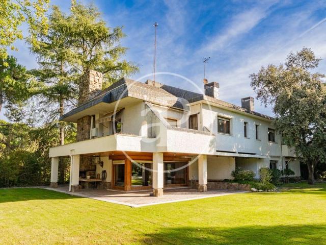 Villa / Chalet de lujo de 858 m2 en venta en Alcobendas, España