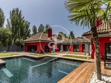 La Moraleja, Alcobendas - Jardín, Piscina