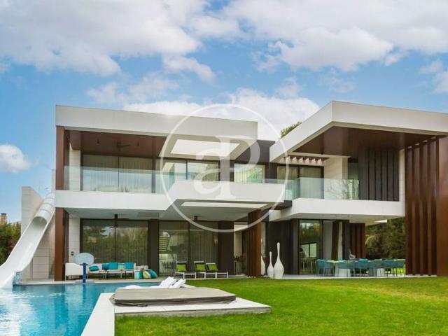 Villa / Chalet de lujo de 1000 m2 en venta en Casco histórico de Hortaleza, España