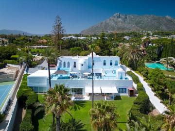 Villa / Chalet de lujo de 1400 m2 en alquiler en Marbella, España