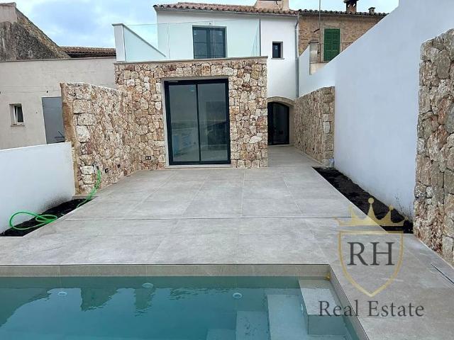 Villa / Chalet de lujo de 188 m2 en venta en Maria de la Salut, España