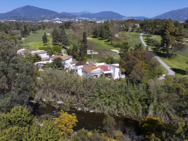 Villa / Chalet de lujo de 193 m2 en venta en Casasola, Estepona, Málaga, Andalucía