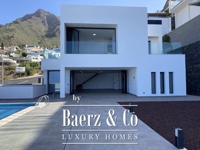 Villa / Chalet de lujo de 230 m2 en venta en Costa Adeje, España