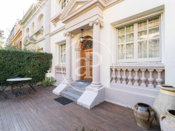 Villa en venta en Plaça de Calvo - Terraza