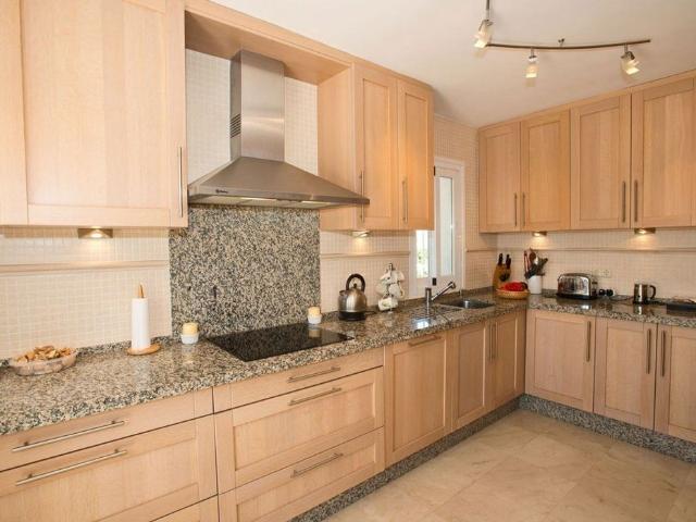Villa / Chalet de lujo de 256 m2 en venta en Marbella, Andalucía