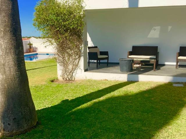 Villa / Chalet de lujo de 260 m2 en alquiler en San Pedro de Alcántara, Marbella, Provincia de Málaga, Andalucía
