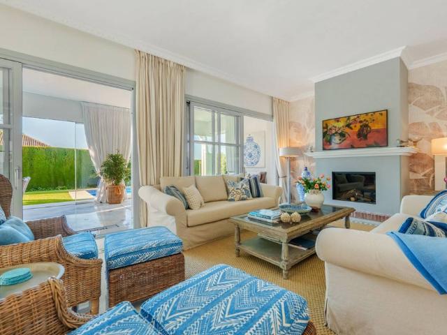 Villa / Chalet de lujo de 284 m2 en venta en The Golden Mile, Marbella, Andalucía