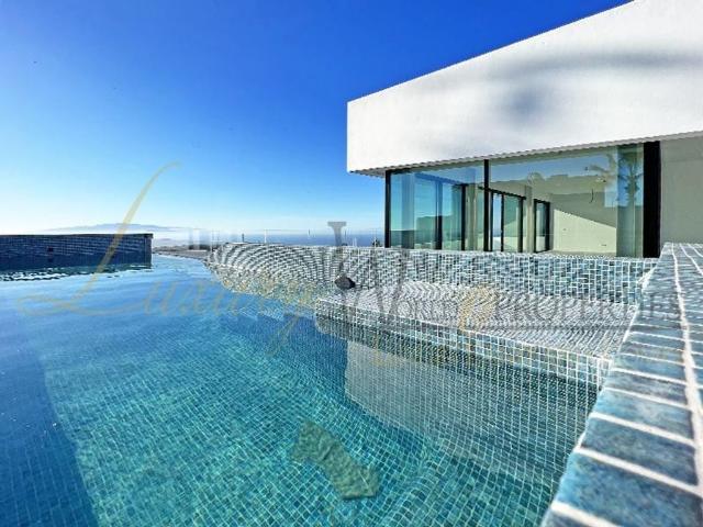 Villa / Chalet de lujo de 295 m2 en venta en Guía de Isora, Canarias