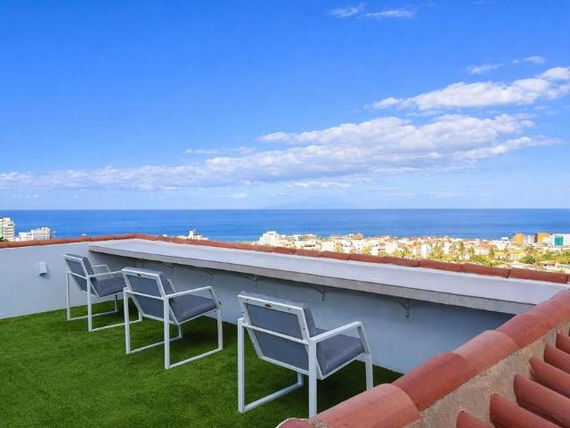 Villa / Chalet de lujo de 300 m2 en venta en Adeje, España