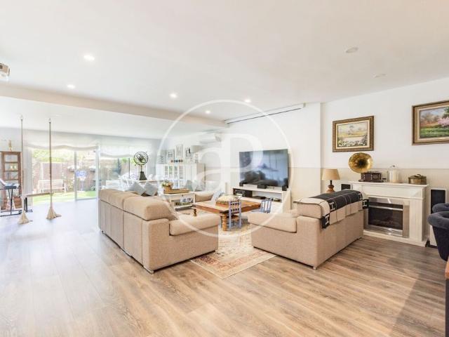 Villa / Chalet de lujo de 320 m2 en venta en Alcobendas, España
