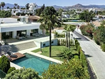 Villa / Chalet de lujo de 320 m2 en venta en Marbella, España