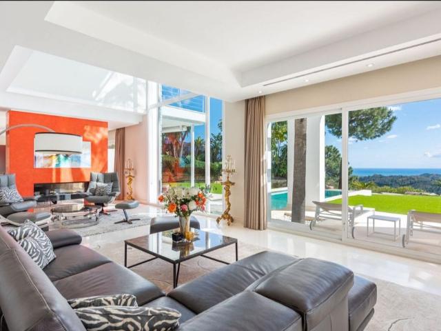 Villa / Chalet de lujo de 344 m2 en venta en Montemayor, Benahavis, Marbella, Provincia de Málaga, Andalucía