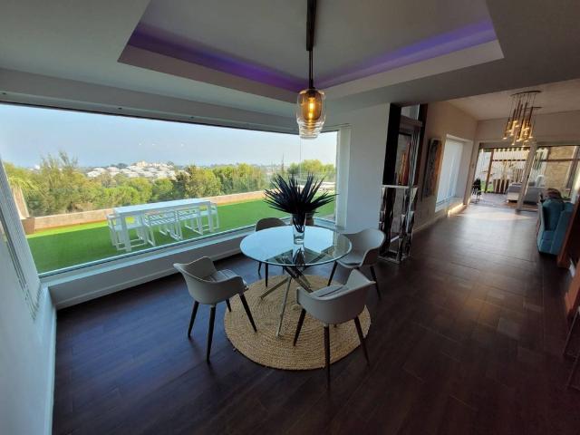 Villa / Chalet de lujo de 350 m2 en venta en Benahavís, España