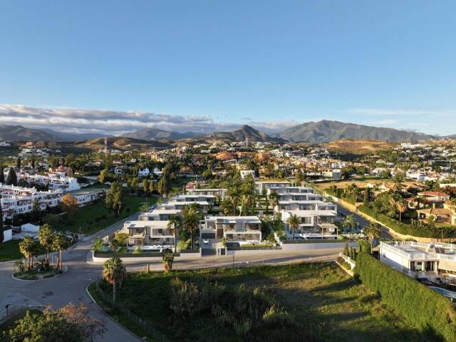 Villa / Chalet de lujo de 350 m2 en venta en Estepona, Andalucía