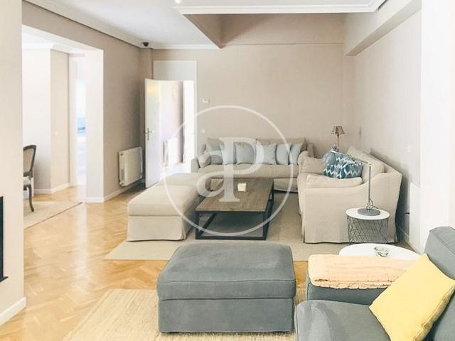 Villa / Chalet de lujo de 360 m2 en Aravaca, Pozuelo de Alarcón, Comunidad de Madrid