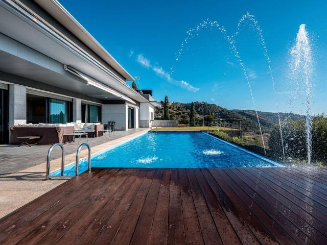 Villa / Chalet de lujo en venta Urbanización Marbella Este, España