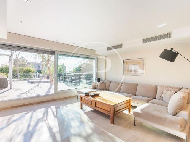 Villa / Chalet de lujo 437 m2 en venta, Barcelona, España
