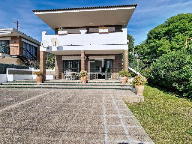 Villa / Chalet de 279 m2 en venta en Calafell, Cataluña