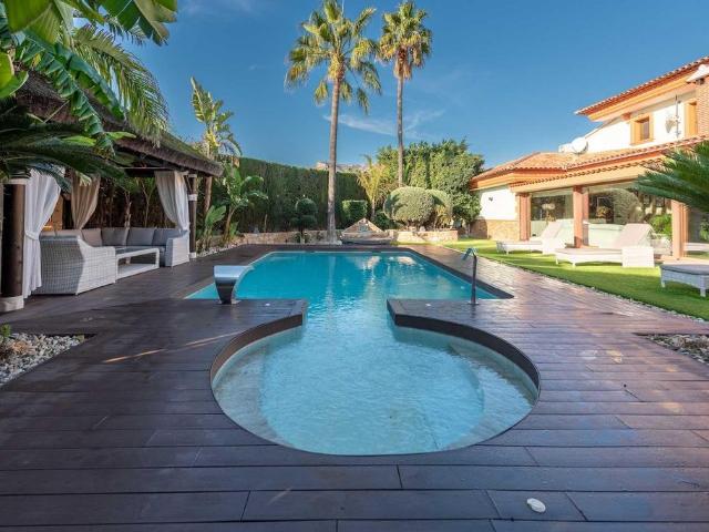 Villa / Chalet de lujo de 800 m2 en venta en Calpe, España