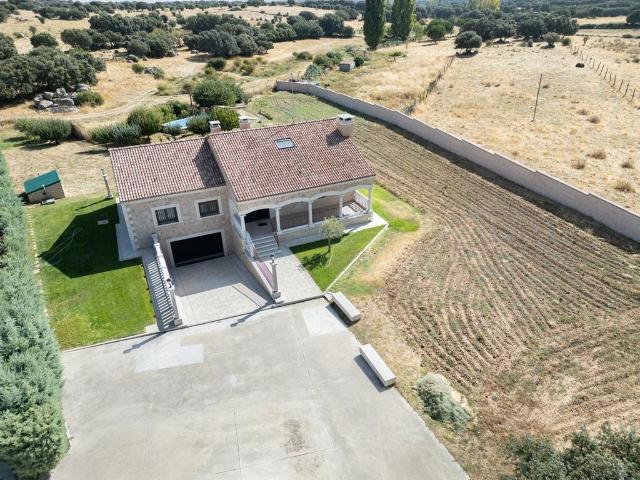 Villa / Chalet de lujo en venta Cardeñosa, España