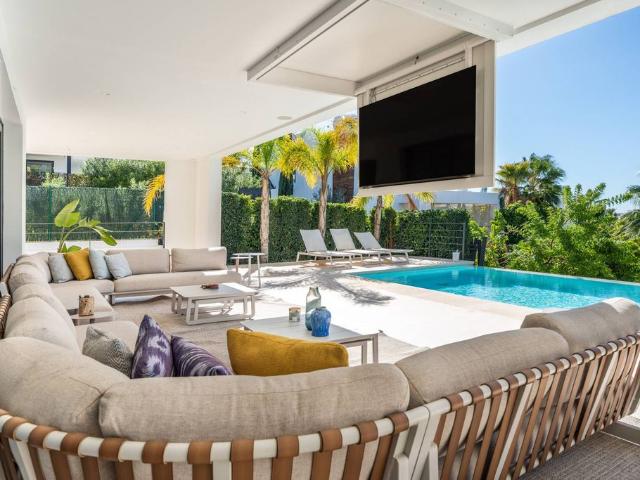 Villa / Chalet de lujo en venta El Cortijo de los Olivos, Andalucía