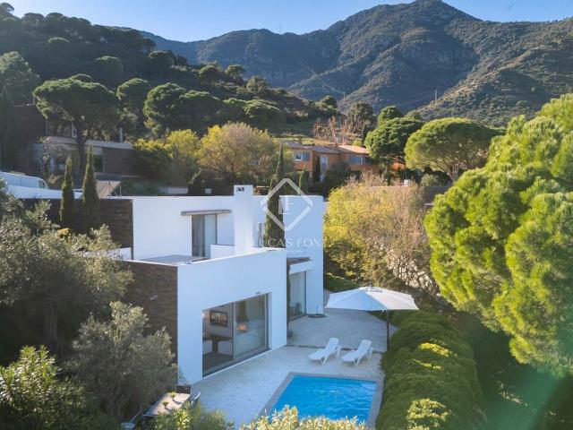 Villa / Chalet de 241 m2 en venta en El Port de la Selva, Cataluña