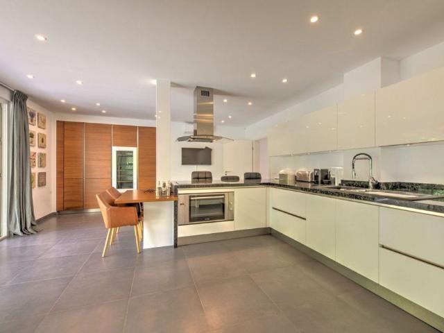 Villa / Chalet de lujo en venta Marbella, España