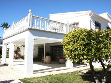 Villa en venta en Cabo Roig