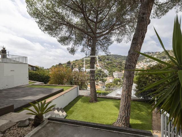 Villa / Chalet de lujo de 392 m2 en alquiler en Barcelona, España