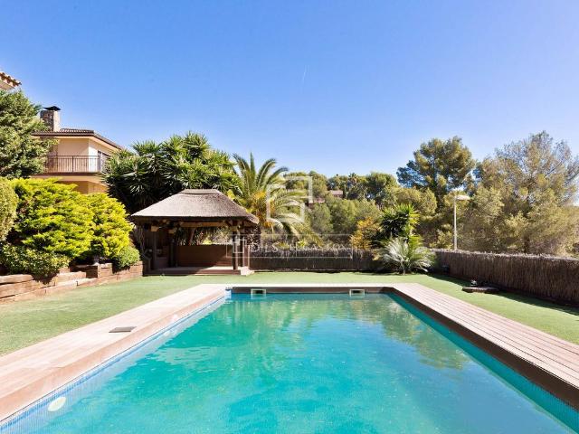 Exclusiva Villa / Chalet en alquiler Castelldefels, España