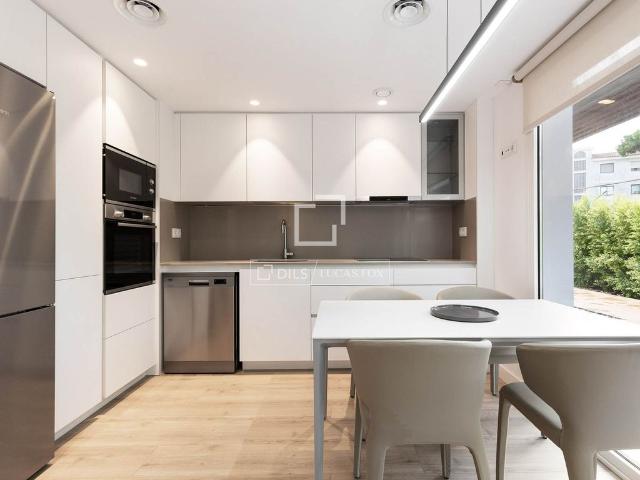 Villa / Chalet de 265 m2 en alquiler en Gavà, España
