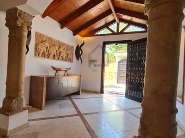 Villa / Chalet en alquiler Estepona, España