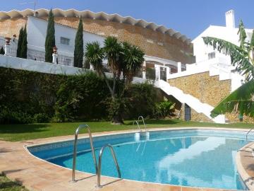 Villa / Chalet en alquiler Nueva Andalucia, España