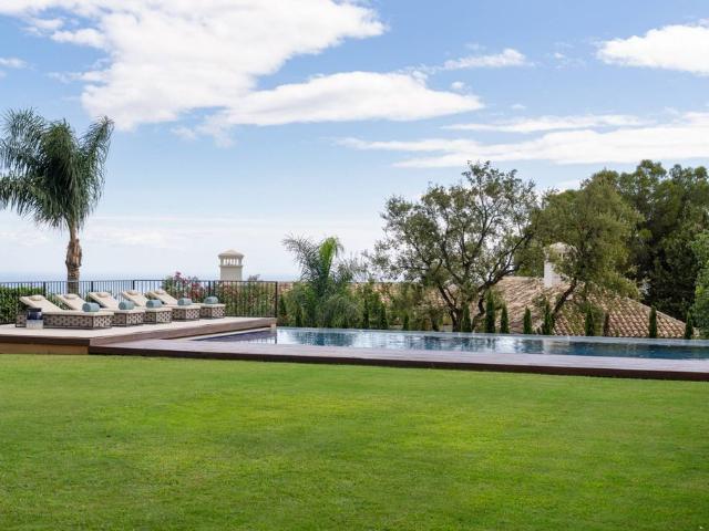 Villa / Chalet de lujo de 3175 m2 en alquiler en The Golden Mile, Marbella, Andalucía