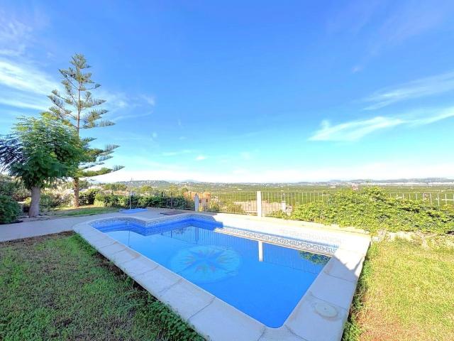 Exclusiva Villa en venta Tuéjar, Comunidad Valenciana