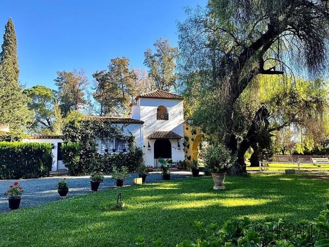 Villa / Chalet en venta Alcolea del Río, Andalucía