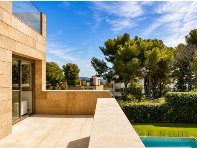 Exclusiva Villa / Chalet de 884 m2 en venta en Pedralbes, Barcelona, Cataluña