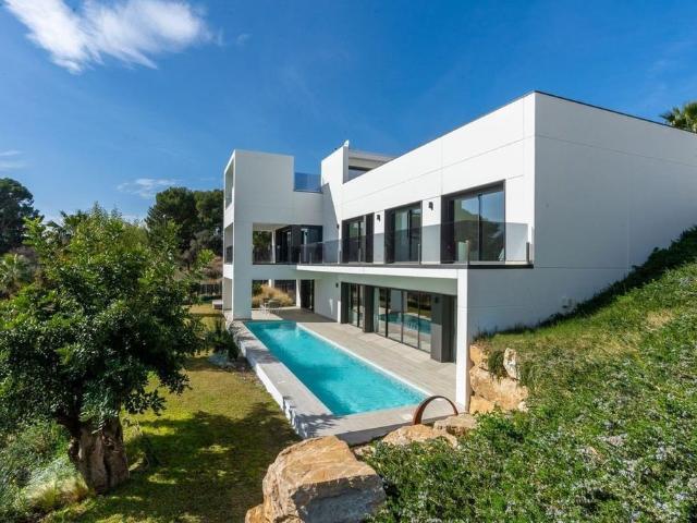 Villa / Chalet en venta Benalmádena, Andalucía